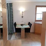 Fritzhof Ξενοδοχείο με διαμερίσματα 4*